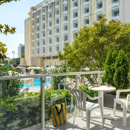 Отель Perla Tui Suneo (adults Only)